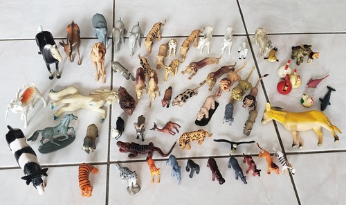 Safari Zoo Wild Jungle Farm Animal Dog Whale Giraffe Lion Toy 60 pc Lot Vintage
