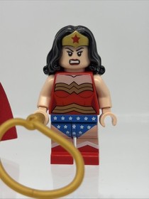 Lego DC comics Minifig lot SUPERMAN & WONDERWOMEN 6862