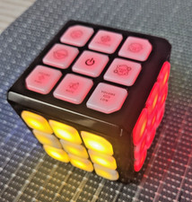 Winning Fingers FlashDashTM Electronic Fidget 4-In-1 Game Cube