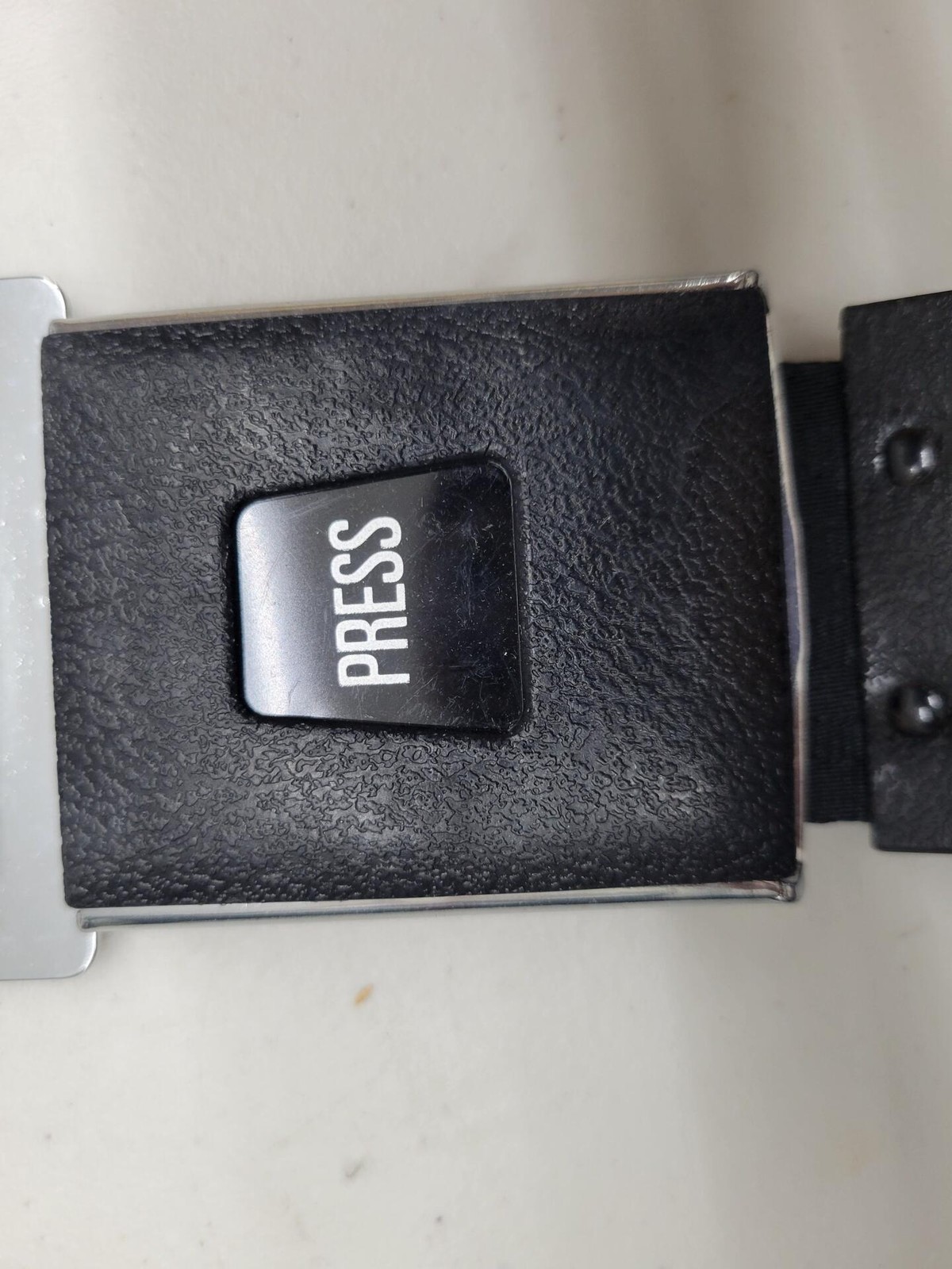 Rolls Royce & Bentley SEAT BELT REAR UB33849