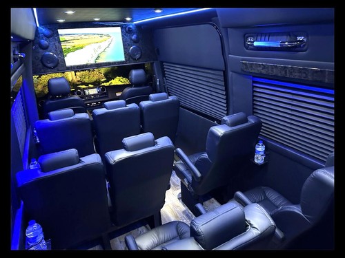 2024 Mercedes-Benz Sprinter 3500 15 Passenger Coach Road Liner 747 - Picture 19 of 39