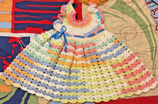 Abito primaverile ed estivo bambino fatto a mano all'uncinetto per 24-36 mesi con fascia