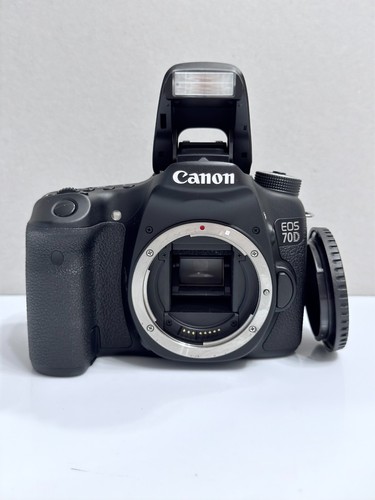 Digitalkamera Canon EOS 70D 20.2 MP / Full HD Video SLR - nur 5364 Auslösungen - Bild 2 von 11