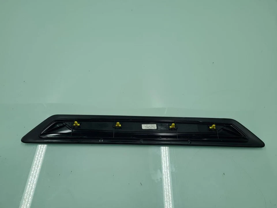 51478051037 Moulures Avant pour BMW SERIE 3 TOURING (F31) 330d 2012 125069 - Photo 3/4