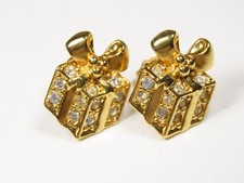 Vintage Christmas Earrings Avon Pierced Rhinestone Gift Presents Enamel C5431