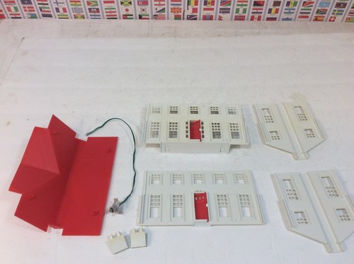 Plasticville Buildings Group of 4 houses O scale - Picture 16 of 16
