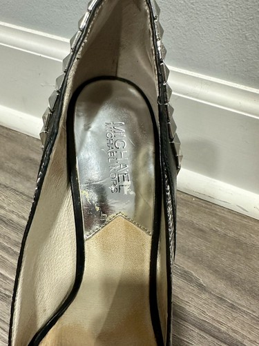 Michael Kors ELLA PEEP Toe Black White Silver Studded Leather Heel Shoe Sz 9 - Picture 8 of 8