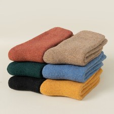 5 pairs of men's and women's winter thick solid casual mid length warm socks