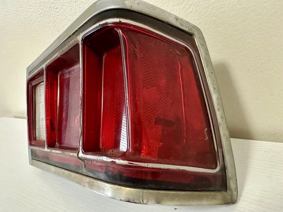 1974-1977 AMC Hornet Right Side Rear Tail Light Lens & Bezel Assembly OEM - Image 2 of 4