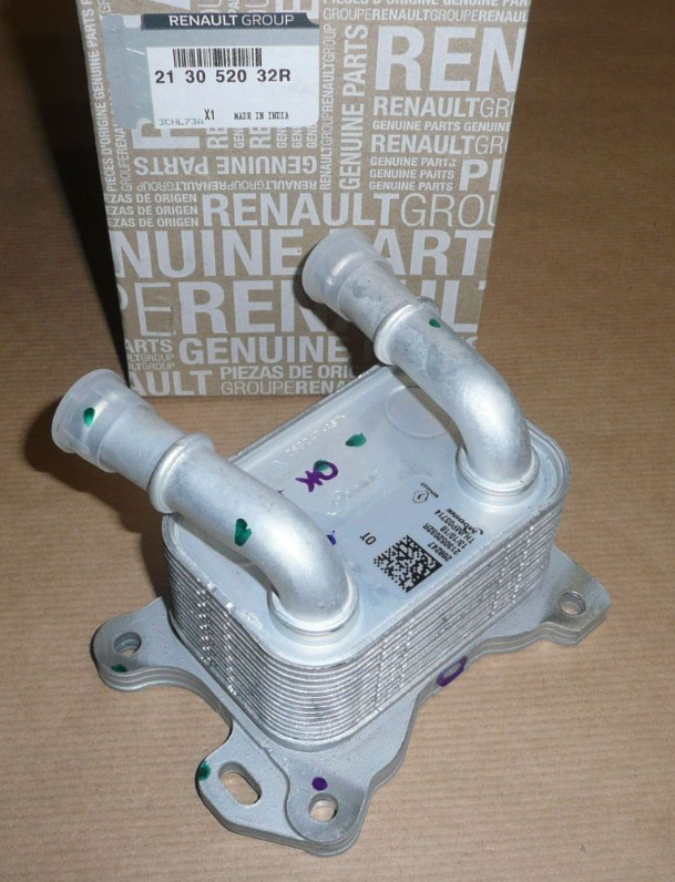 Refroidisseur d'huile Clio IV 1.2 TCe échangeur thermique 213052032R