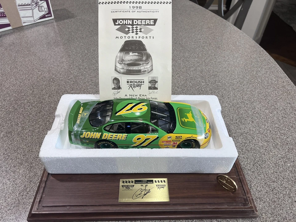 Pontiac 1/18 John Deere Motorsports Chad Little #97 numerado autografiado certificado de autenticidad Foto 4 de 4