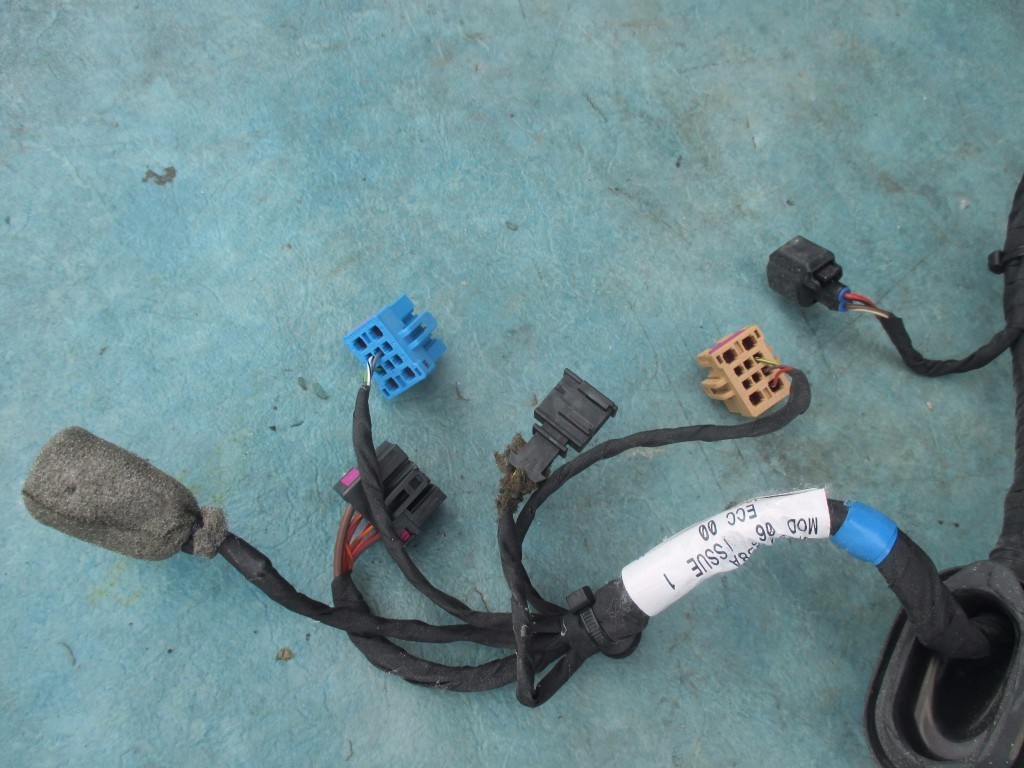 Bentley Flying Spur right rear door wire harness used 