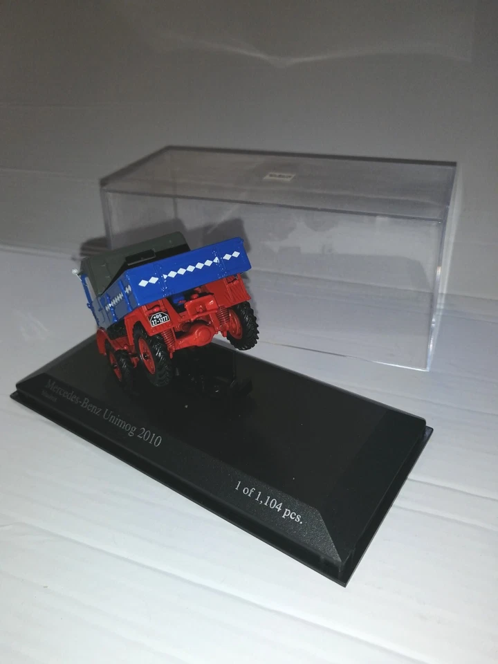 MERCEDES BENZ UNIMOG 2010 MINICHAMPS SCALA 1/43 - Immagine 3 di 3