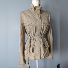 Perfect fall tan lightweight jacket