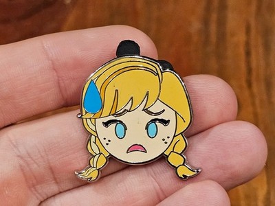 T1 Princess Anna Nervous Emoji Blitz Frozen Booster Disney Collectible Trader Pi