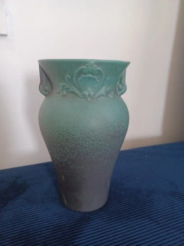 Red Wing RumRill Art Pottery Vase, matte green Ombre #482