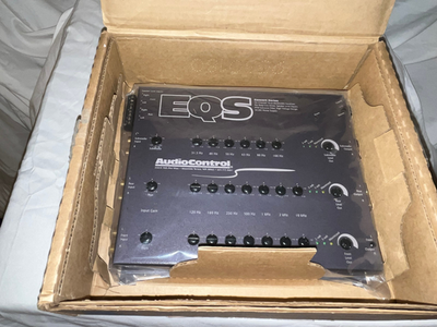 NIB AUDIOCONTROL CONCERT SERIES EQS SIX CH 13-BAND GRAPHIC