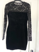 Boohoo Black Velvet & Lace Long Sleeve Dress – UK 10