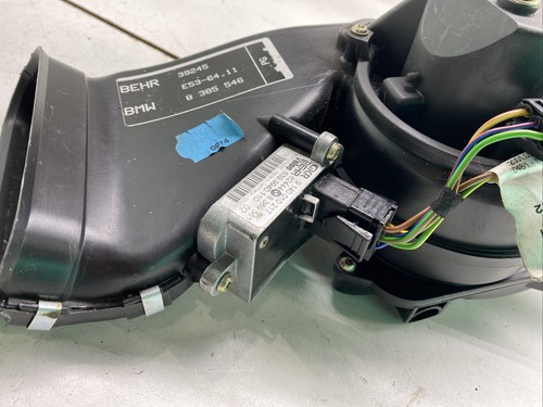 2002 BMW X5 REAR AC HEATER BLOWER MOTOR 8385546 M3419 - Picture 4 of 9