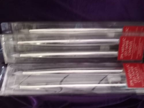 LED Spitzkerzen Silber 13" 3 Sets - Bild 2 von 7