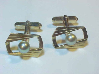 Fine 14K Mikimoto Quality Gray Pearl Cufflinks MCM