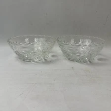 Set Of Two Anchor Hocking Prescut Clear Bowls 5” Scalloped Bowl