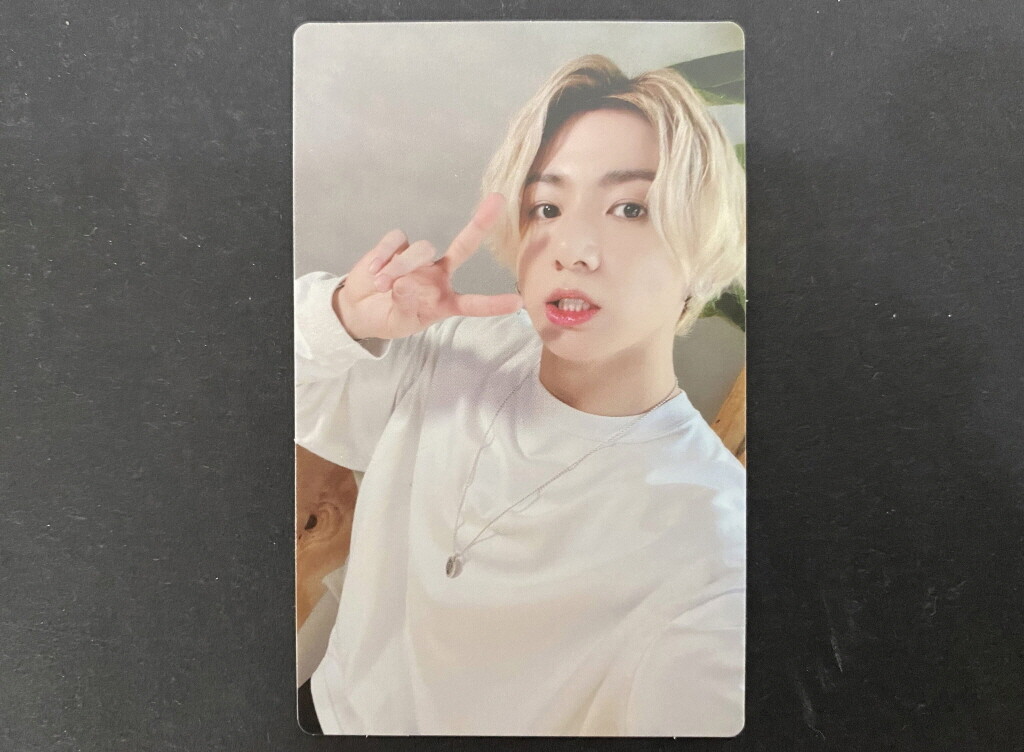 BTS-BE ESSENTIAL EDITION LUCKY DRAW EVENT M2U PHOTO CARD JUNGKOOK