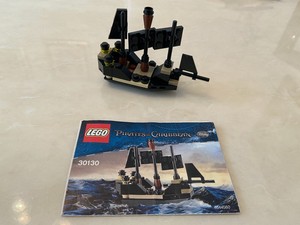 lego mini black pearl
