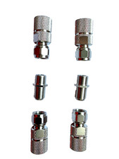 4 x F-STECKER ZUM AUFDREHEN f&uuml;r 10 mm , Gewinde 9,7 mm + 2Verbinder