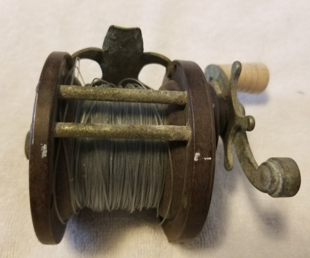 Vintage Penn No. 85 Conventional Saltwater Fishing Reel (PreOwned