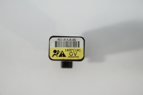 2005 - 2007 Express Savana Front Bumper FRONT Sensor 10371101 OEM - Picture 2 of 5