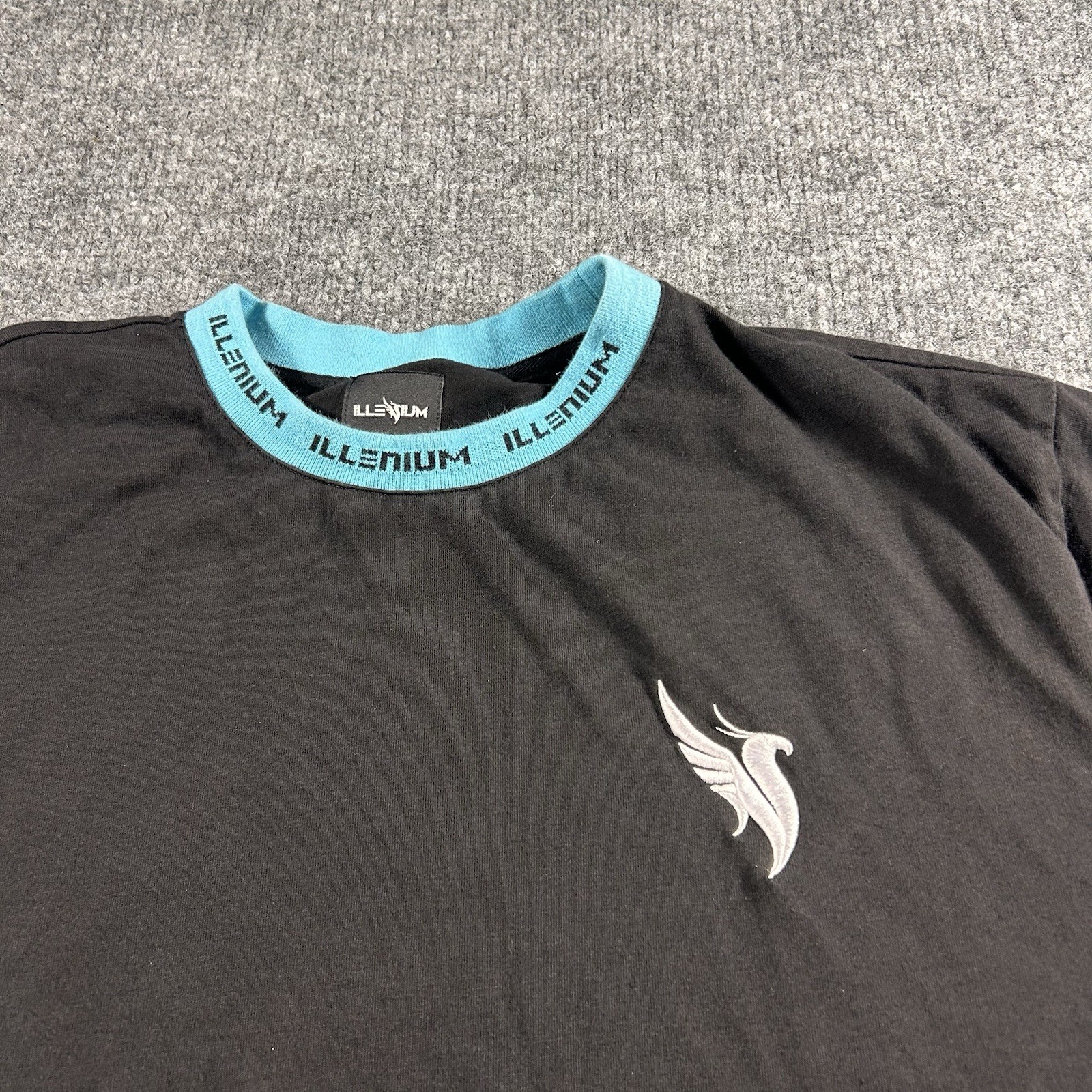 Ascend T-Shirt Men’s XXL Black Short Sleeve Rare Neck Teal