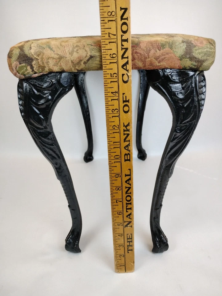 Antiguo banco de tocador de patas de hierro fundido Art Deco Nouveau años 20 22x12 17" T victoriano Foto 2 de 4