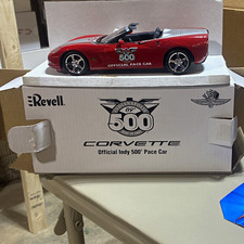 Revell 118 Chevrolet Corvette 2005 Indy 500 Official Pace Car Promo Model