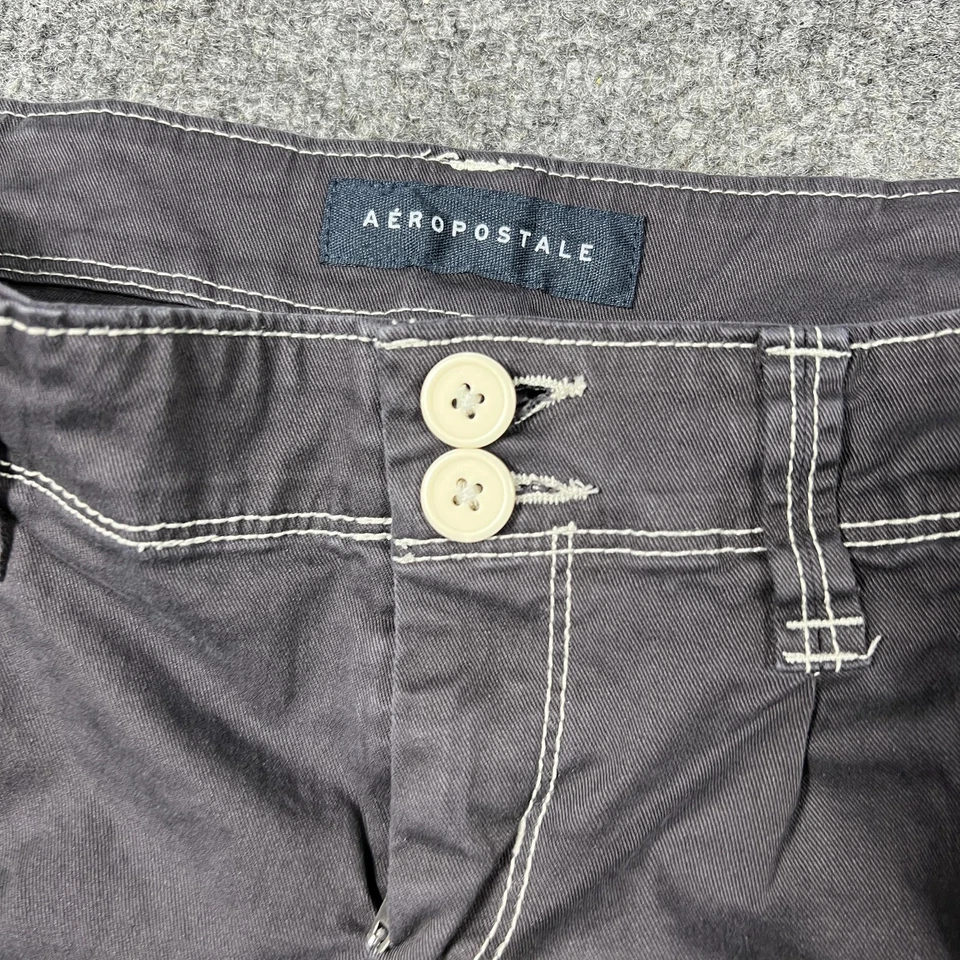 Aeropostale Shorts Womens 000 Gray Low Rise Pleated Shorty Cuffed Y2k Micro - Image 2 of 4