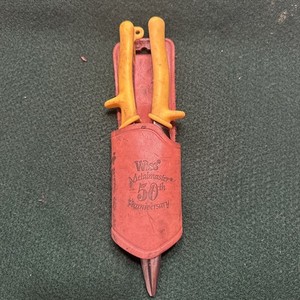 Wiss Metalmaster 50th Anniversary Leather Belt Holder & A Set Of Midwest Snips