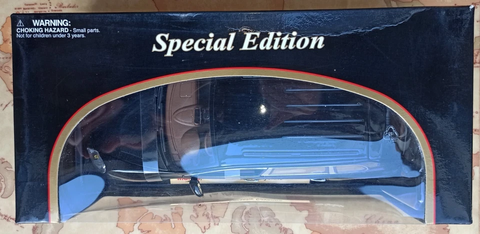 MAISTO Porsche Cayenne Nera Special Edition 2008 - Modellino 1:18 Cod. 31675 - Immagine 3 di 4