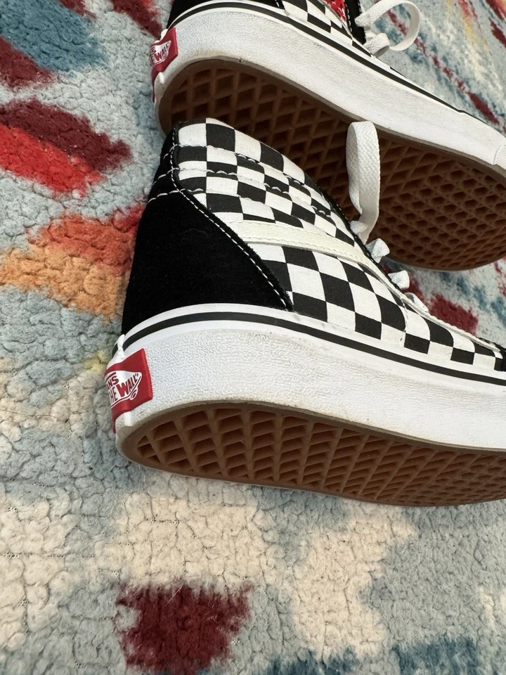 David Bowie High Top Checkered Vans Women’s 7.5 Hi Top Sneakers Shoes - Image 4 of 4