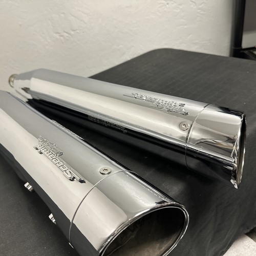 Harley Screamin Eagle Chrome Slip Mufflers w Chrome Tips 64900438 64900444 *NICE - Picture 5 of 23