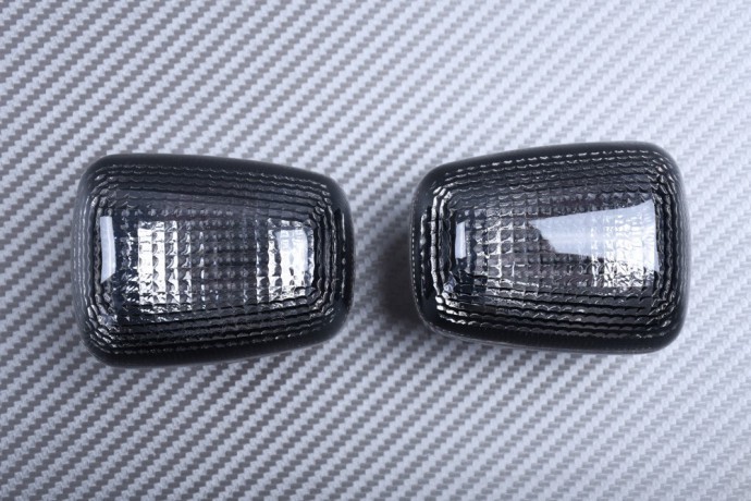 Caches clignotants LED fumés pour corriger l'éclairage faiblard de la Suzuki SV650S