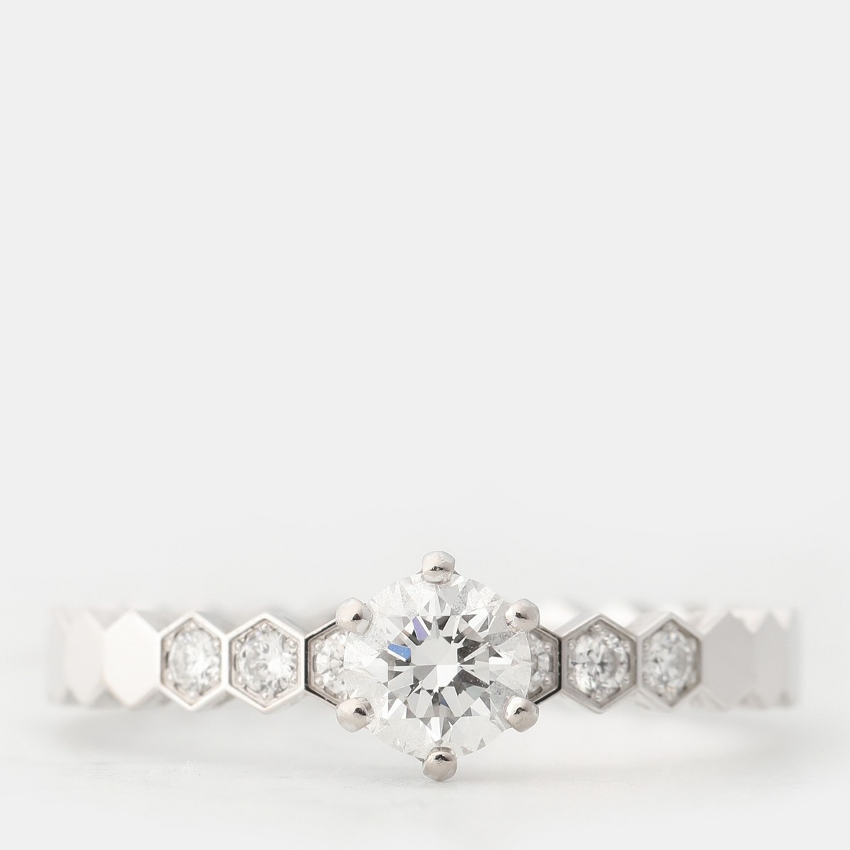 Chaumet Bee My Love Solitaire 0.33ct Diamond 18K White Gold