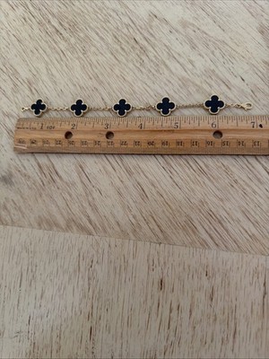 Van Cleef & Arpels Vintage Alhambra 5 Motifs Bracelet 18K Yellow Gold and Agate