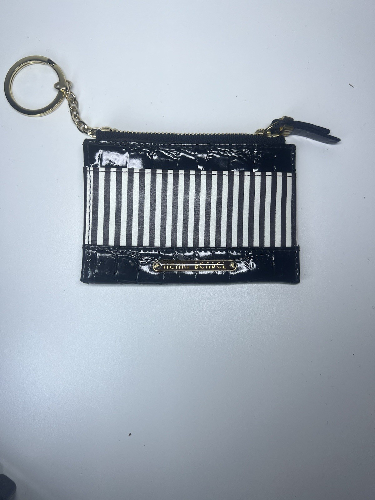 Henri Bendel Black Striped Reptile Embossed Leather Coin Card Keychain Wallet