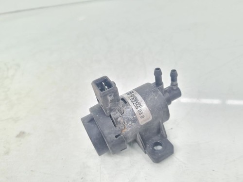Opel Vivaro 2004 Diesel 74kW Turbolader Druckwandler Magnetventil 702256040