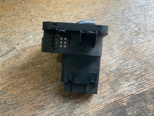 LAND ROVER RANGE ROVER SPORT L320 MK1 2006 HEADLIGHT CONTROL SWITCH YUD501480PVJ - Picture 2 of 3