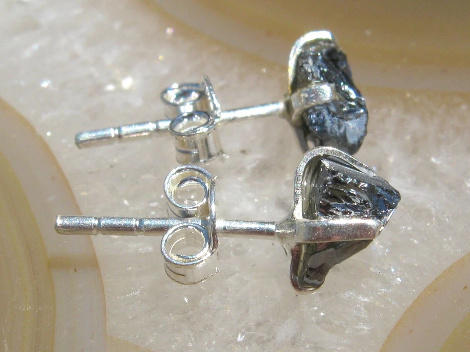 Aretes de silicona cruda natural y plata de ley Foto 4 de 4