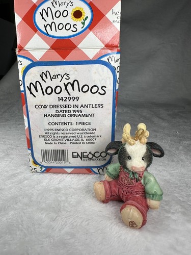 ENESCO MARY'S MOO MOOS - ORNAMENT - KUH IM GEWEIH GEKLEIDET DATIERT 1995 142999 - Bild 3 von 4
