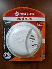 First Alert Hard-Wired w/Battery Back-up Ionization Smoke Detector