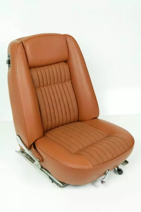 PAIR OF TRIUMPH STAG MK1 FRONT SEAT COVERS VINYL