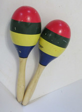 MARACA Musical Shaker Set of 2 Wood MELLISSA  DOUG Percussion Rattle Instrument